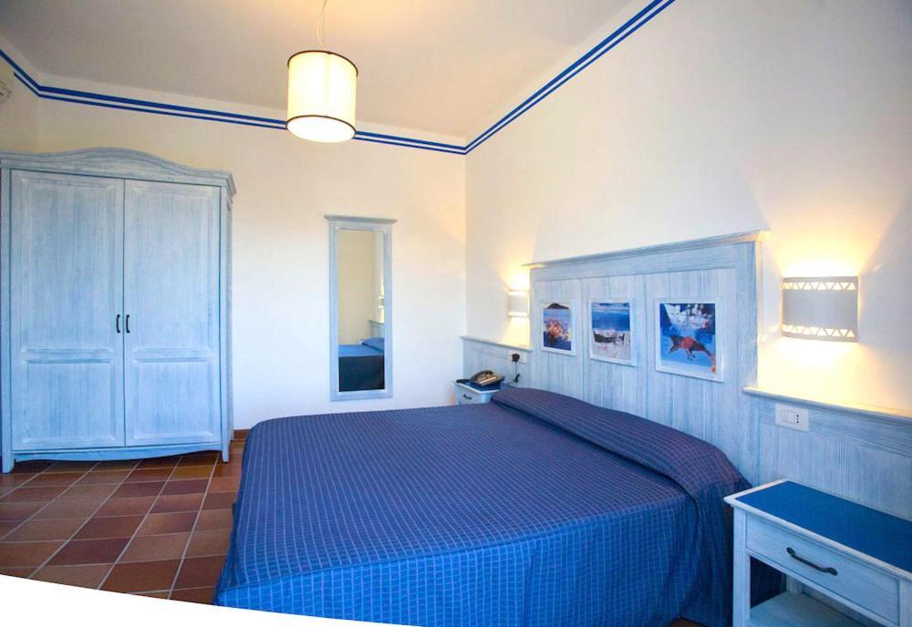 Resort Cala La Luna Фавиньяна Экстерьер фото