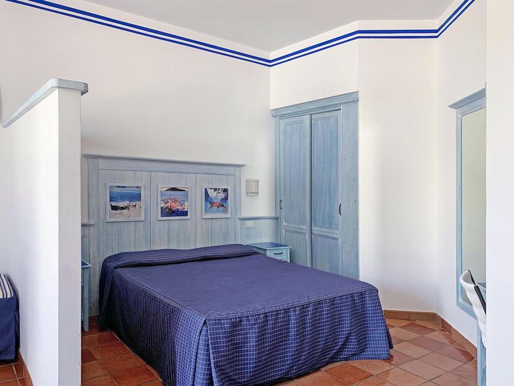 Resort Cala La Luna Фавиньяна Экстерьер фото